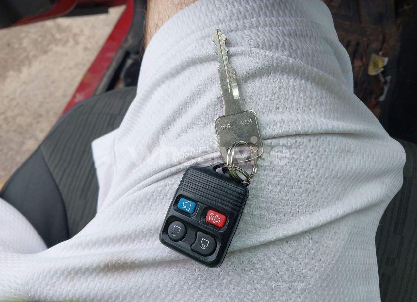 Photo 11 of 2010 Ford Focus SE (VIN 1FAHP3FN4AW121878)