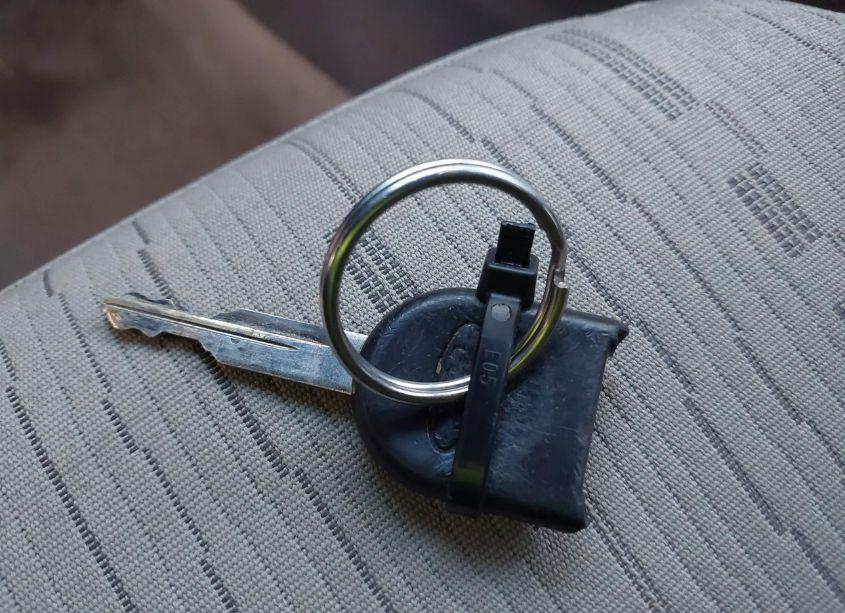 Photo 11 of 2010 Ford Focus SE (VIN 1FAHP3FN4AW137238)