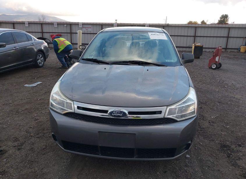 Photo 12 of 2010 Ford Focus SE (VIN 1FAHP3FN4AW137238)