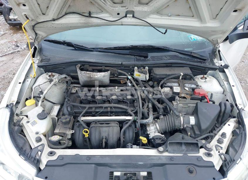 Photo 10 of 2010 Ford Focus SE (VIN 1FAHP3FN4AW199786)