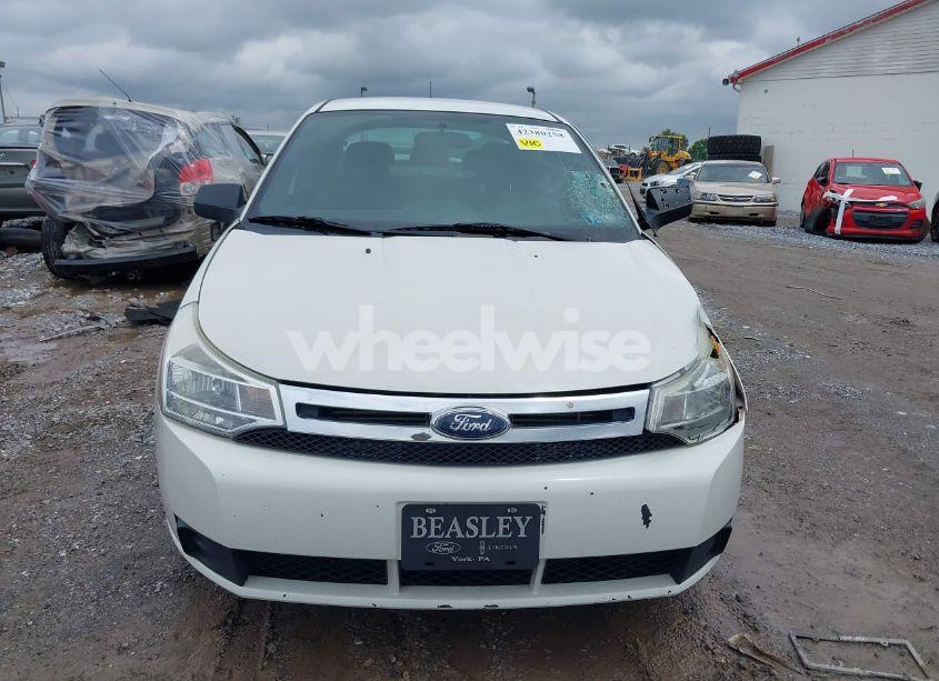 Photo 12 of 2010 Ford Focus SE (VIN 1FAHP3FN4AW199786)