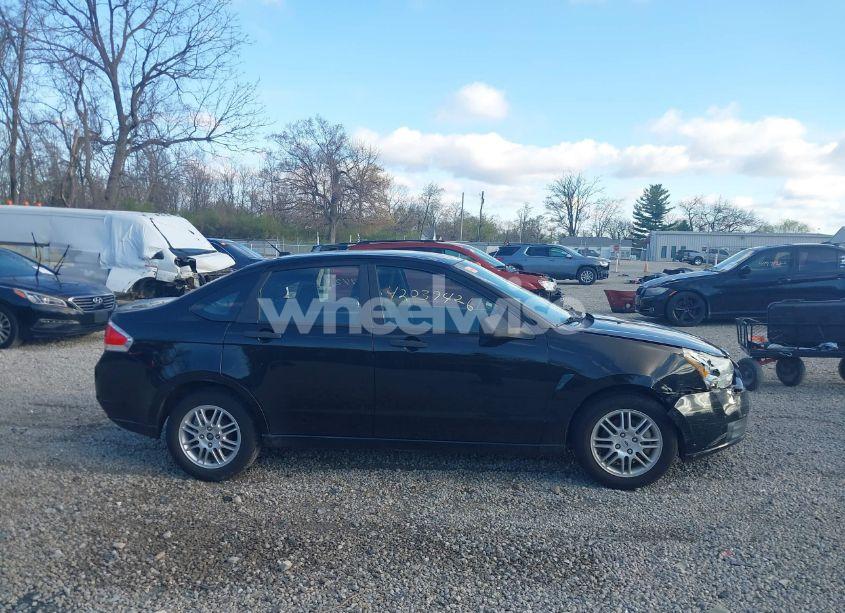 Photo 13 of 2010 Ford Focus SE (VIN 1FAHP3FN4AW234374)