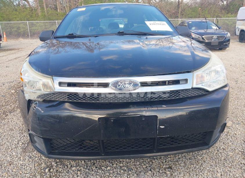 Photo 17 of 2010 Ford Focus SE (VIN 1FAHP3FN4AW234374)