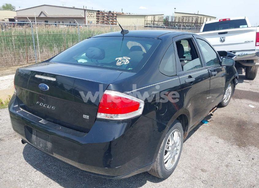 Photo 4 of 2010 Ford Focus SE (VIN 1FAHP3FN4AW251210)