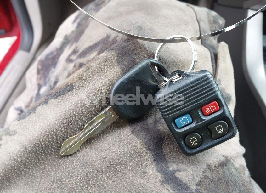 Photo 11 of 2010 Ford Focus SE (VIN 1FAHP3FN4AW287379)