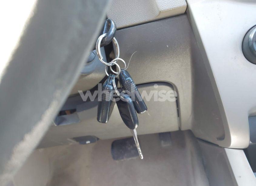 Photo 11 of 2010 Ford Focus SE (VIN 1FAHP3FN4AW288659)