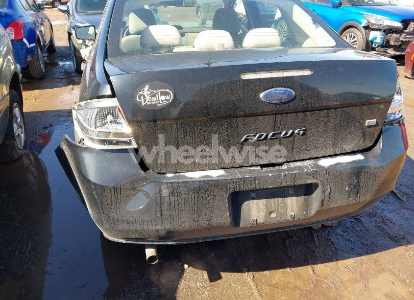 Photo 12 of 2010 Ford Focus SE (VIN 1FAHP3FN4AW288659)