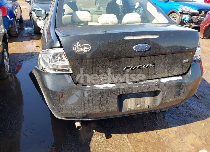 Photo 6 of 2010 Ford Focus SE (VIN 1FAHP3FN4AW288659)
