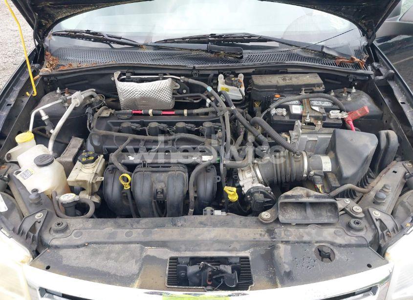 Photo 10 of 2010 Ford Focus SE (VIN 1FAHP3FN4AW298530)