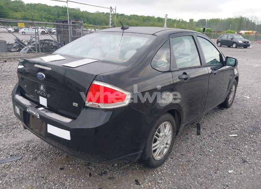 Photo 4 of 2010 Ford Focus SE (VIN 1FAHP3FN4AW298530)