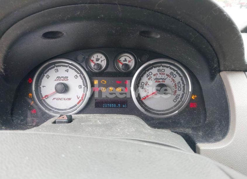 Photo 7 of 2010 Ford Focus SE (VIN 1FAHP3FN4AW298530)