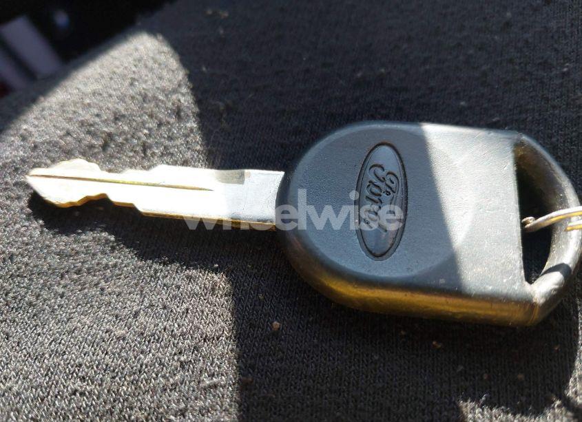 Photo 11 of 2011 Ford Focus SE (VIN 1FAHP3FN4BW101616)