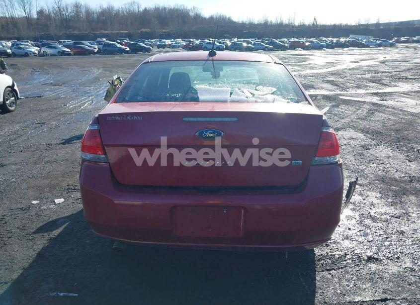 Photo 16 of 2011 Ford Focus SE (VIN 1FAHP3FN4BW101616)