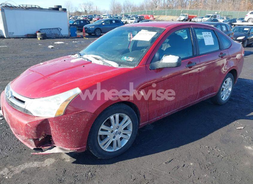 Photo 2 of 2011 Ford Focus SE (VIN 1FAHP3FN4BW101616)