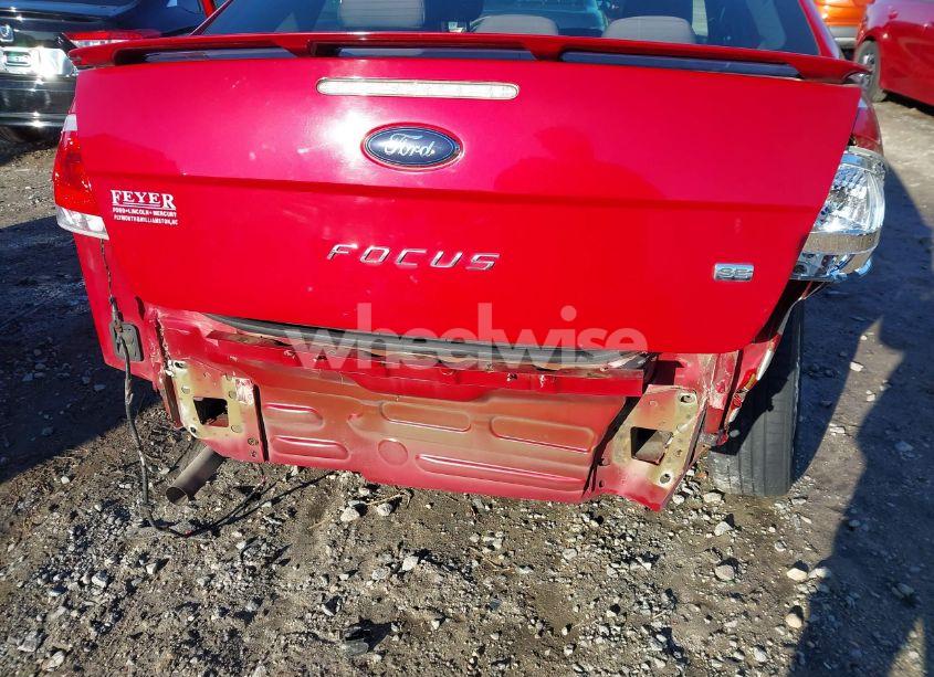 Photo 18 of 2011 Ford Focus SE (VIN 1FAHP3FN4BW122515)