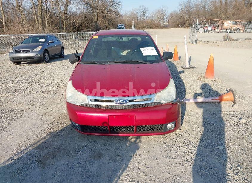 Photo 12 of 2011 Ford Focus SE (VIN 1FAHP3FN4BW162674)