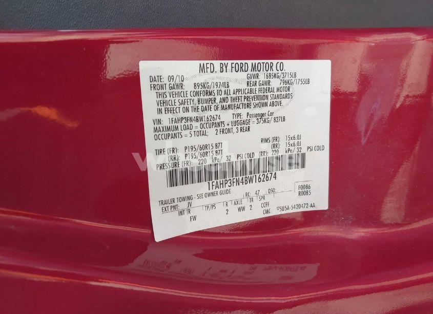 Photo 9 of 2011 Ford Focus SE (VIN 1FAHP3FN4BW162674)