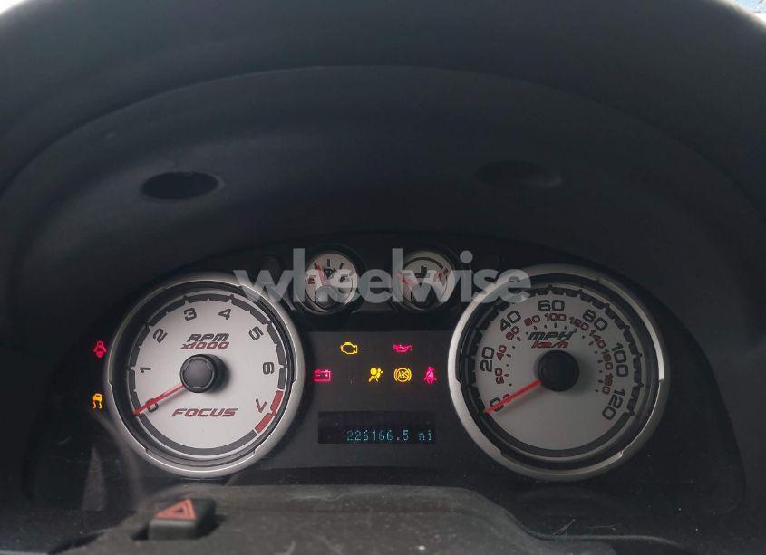 Photo 7 of 2010 Ford Focus SE (VIN 1FAHP3FN5AW205661)