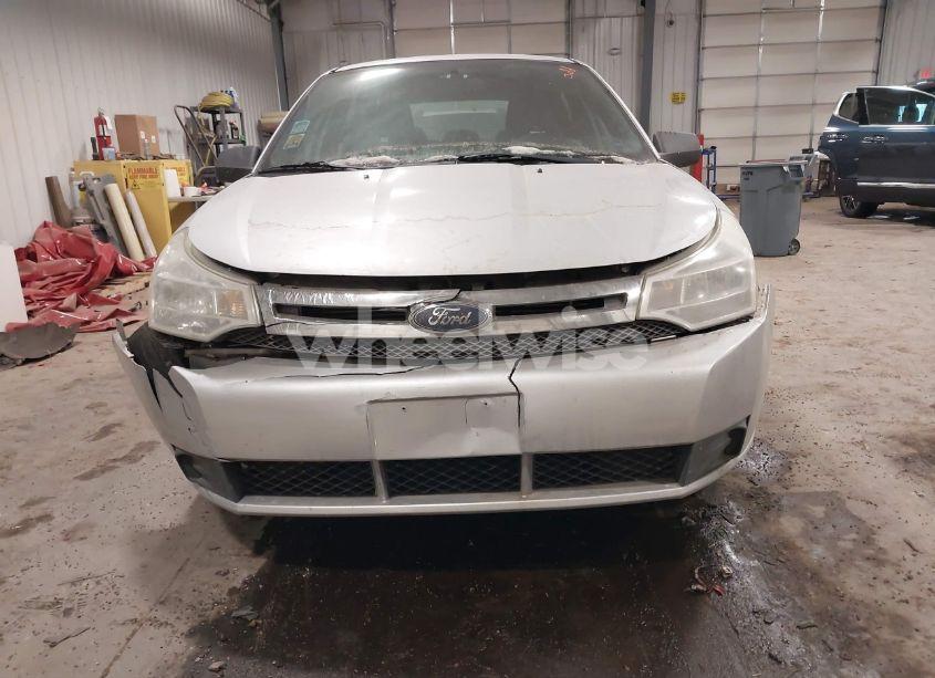 Photo 6 of 2010 Ford Focus SE (VIN 1FAHP3FN5AW234898)