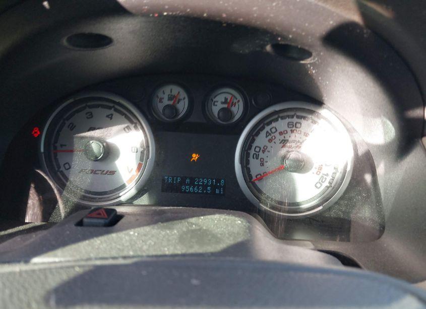 Photo 7 of 2010 Ford Focus SE (VIN 1FAHP3FN5AW290761)