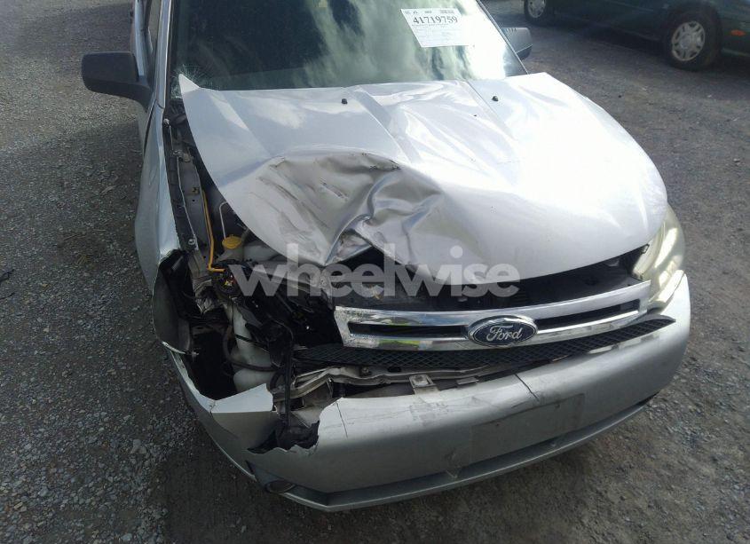 Photo 6 of 2011 Ford Focus SE (VIN 1FAHP3FN5BW129246)