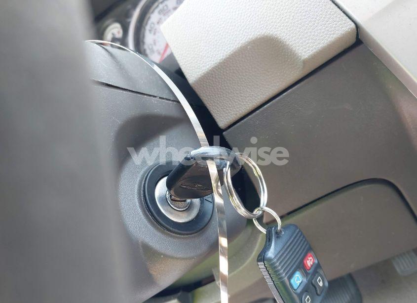 Photo 11 of 2011 Ford Focus SE (VIN 1FAHP3FN5BW130977)