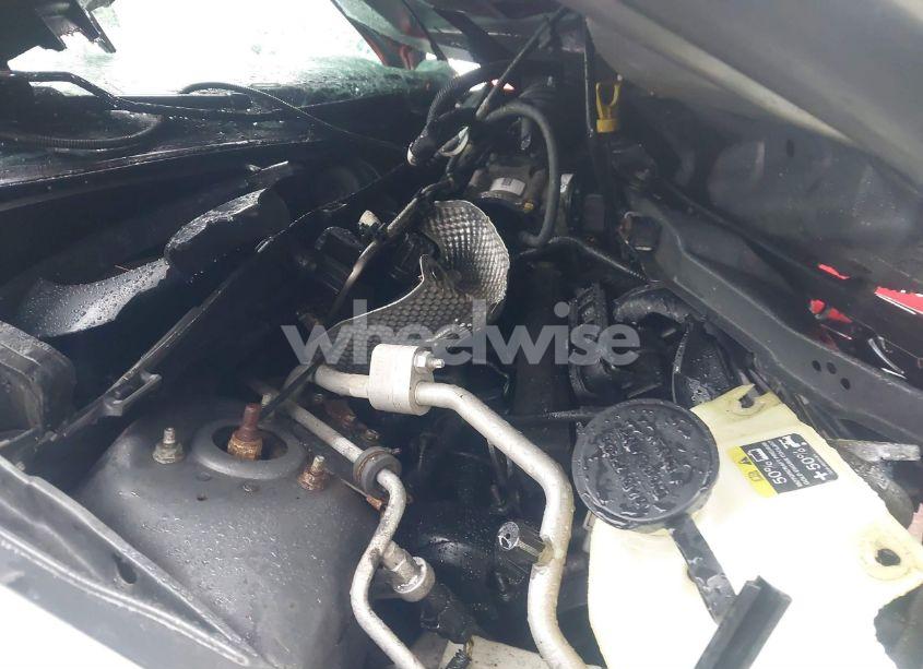 Photo 10 of 2011 Ford Focus SE (VIN 1FAHP3FN5BW146094)