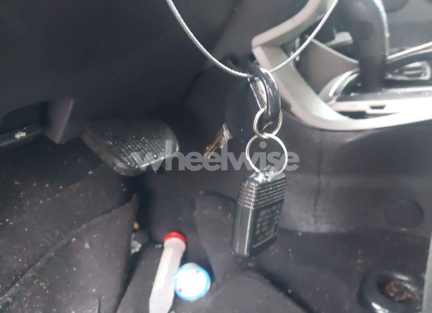 Photo 11 of 2011 Ford Focus SE (VIN 1FAHP3FN5BW146094)