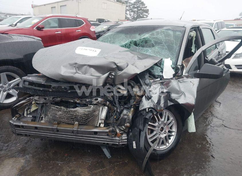 Photo 6 of 2011 Ford Focus SE (VIN 1FAHP3FN5BW146094)