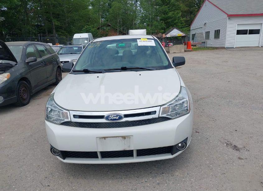 Photo 13 of 2011 Ford Focus SE (VIN 1FAHP3FN5BW156950)