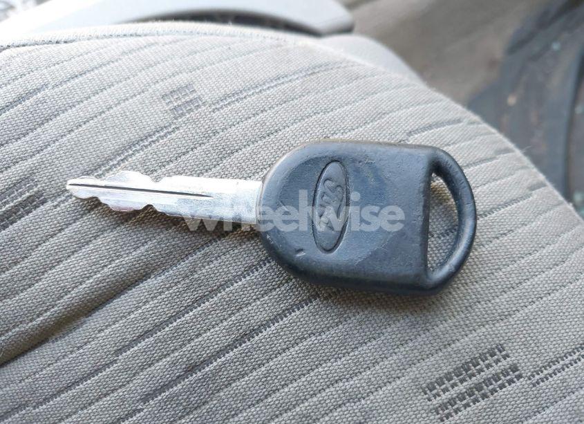 Photo 11 of 2011 Ford Focus SE (VIN 1FAHP3FN5BW182268)