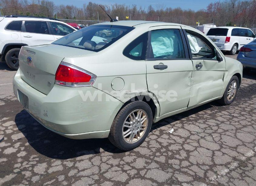 Photo 4 of 2011 Ford Focus SE (VIN 1FAHP3FN5BW182268)