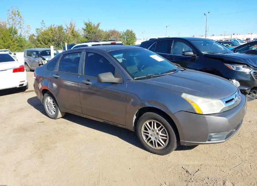 2011 Ford Focus SE (VIN 1FAHP3FN5BW193514) main photo