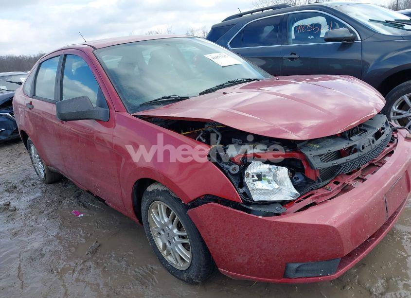 2011 Ford Focus SE (VIN 1FAHP3FN5BW195134) main photo