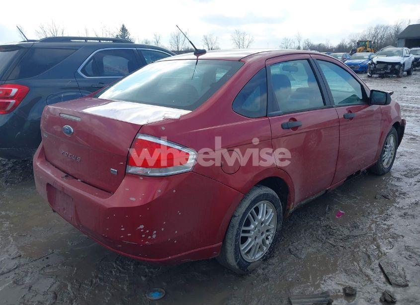 Photo 4 of 2011 Ford Focus SE (VIN 1FAHP3FN5BW195134)