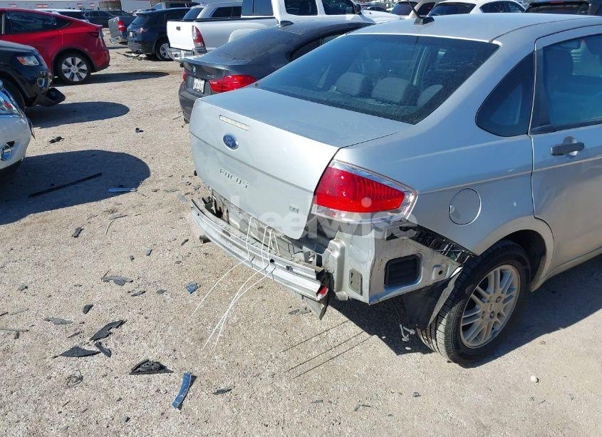 Photo 6 of 2011 Ford Focus SE (VIN 1FAHP3FN5BW196364)