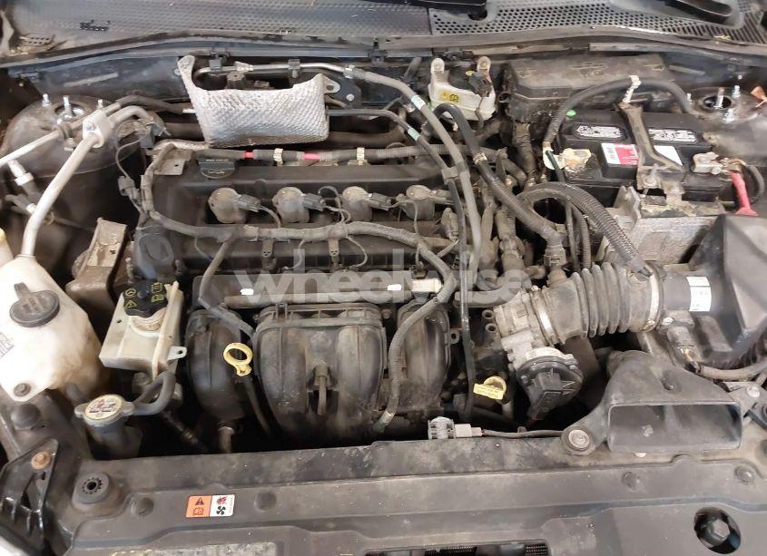 Photo 10 of 2011 Ford Focus SE (VIN 1FAHP3FN5BW197739)