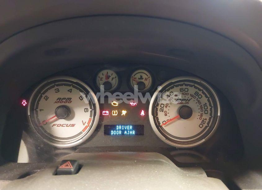 Photo 7 of 2011 Ford Focus SE (VIN 1FAHP3FN5BW197739)