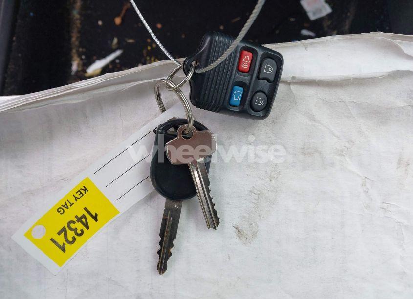 Photo 11 of 2011 Ford Focus SE (VIN 1FAHP3FN5BW200106)