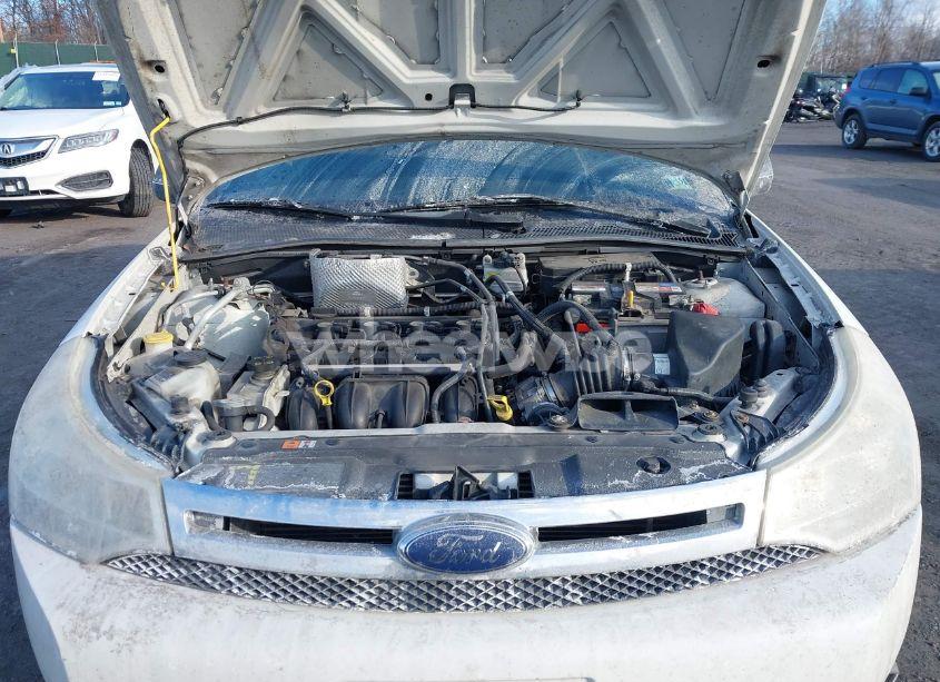 Photo 10 of 2010 Ford Focus SE (VIN 1FAHP3FN6AW120120)