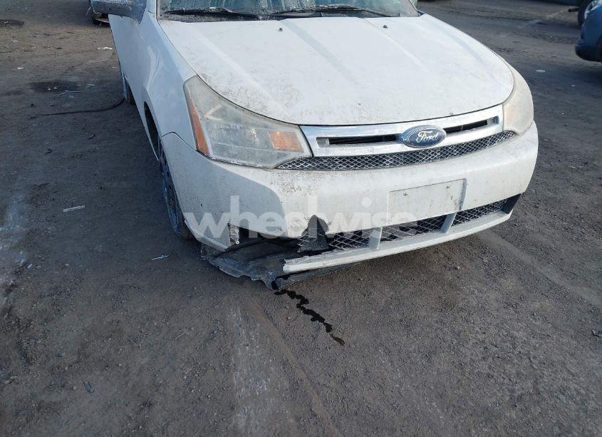 Photo 6 of 2010 Ford Focus SE (VIN 1FAHP3FN6AW120120)