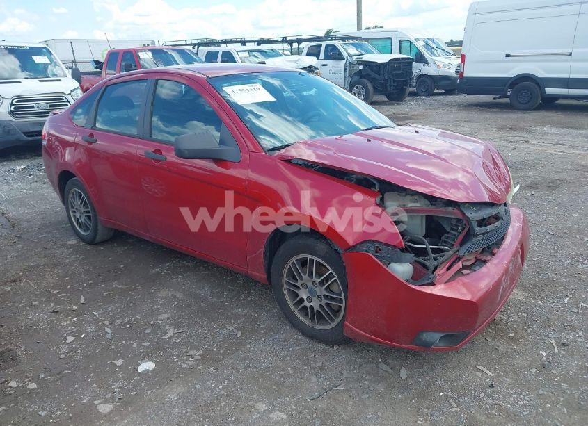 2010 Ford Focus SE (VIN 1FAHP3FN6AW122594) main photo