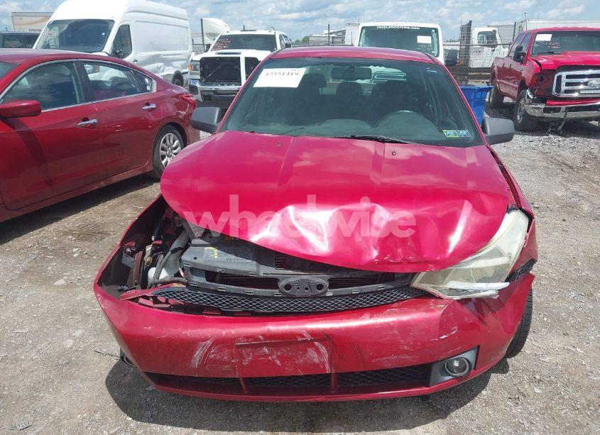 Photo 6 of 2010 Ford Focus SE (VIN 1FAHP3FN6AW122594)