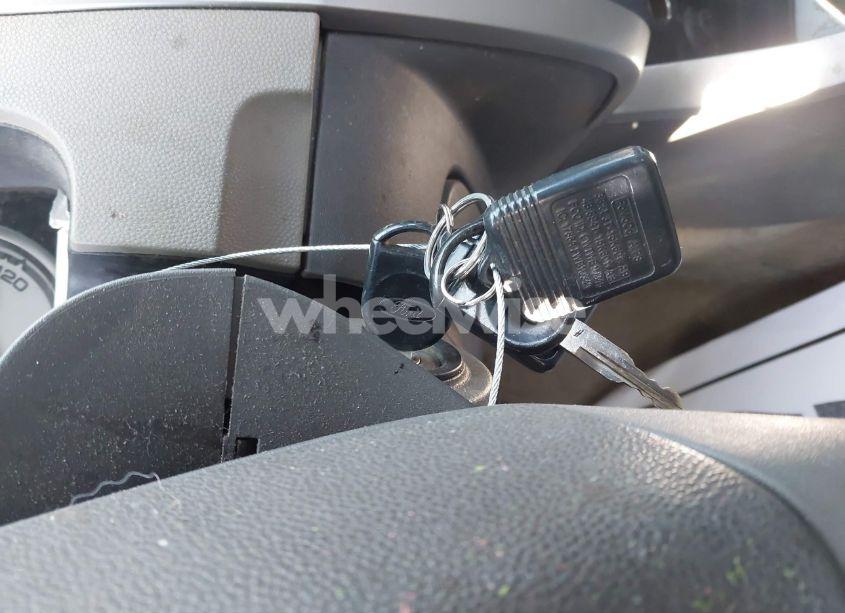 Photo 11 of 2010 Ford Focus SE (VIN 1FAHP3FN6AW133126)