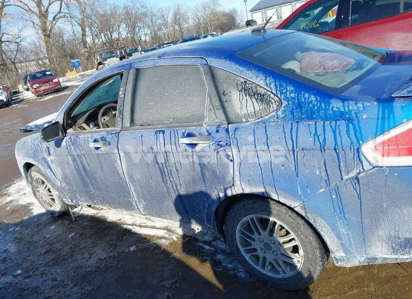 Photo 14 of 2010 Ford Focus SE (VIN 1FAHP3FN6AW133126)