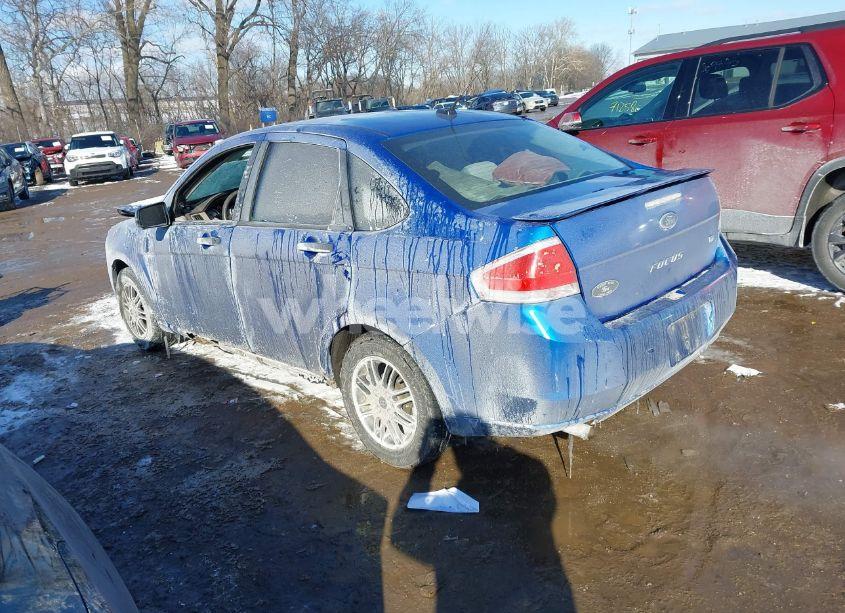 Photo 3 of 2010 Ford Focus SE (VIN 1FAHP3FN6AW133126)
