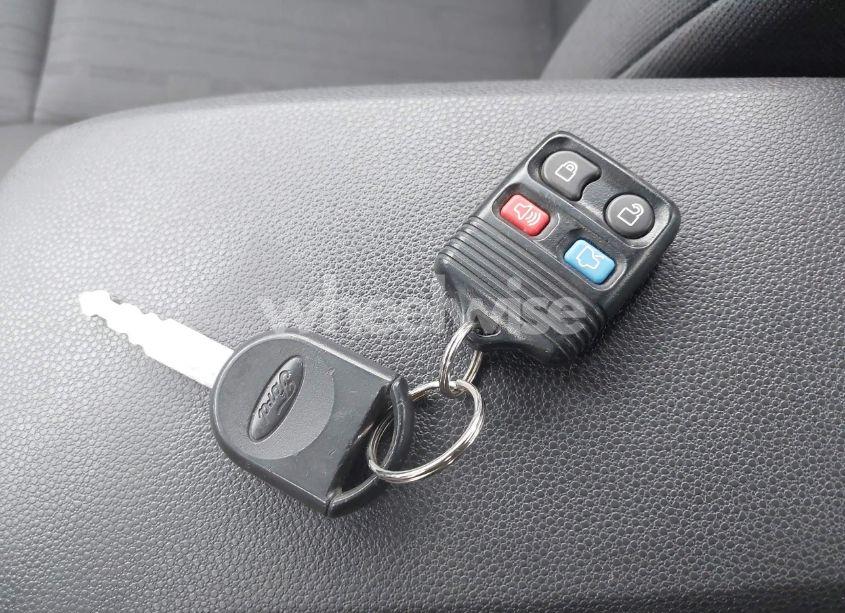 Photo 11 of 2010 Ford Focus SE (VIN 1FAHP3FN6AW149262)
