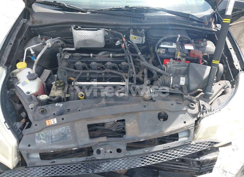 Photo 10 of 2010 Ford Focus SE (VIN 1FAHP3FN6AW186084)