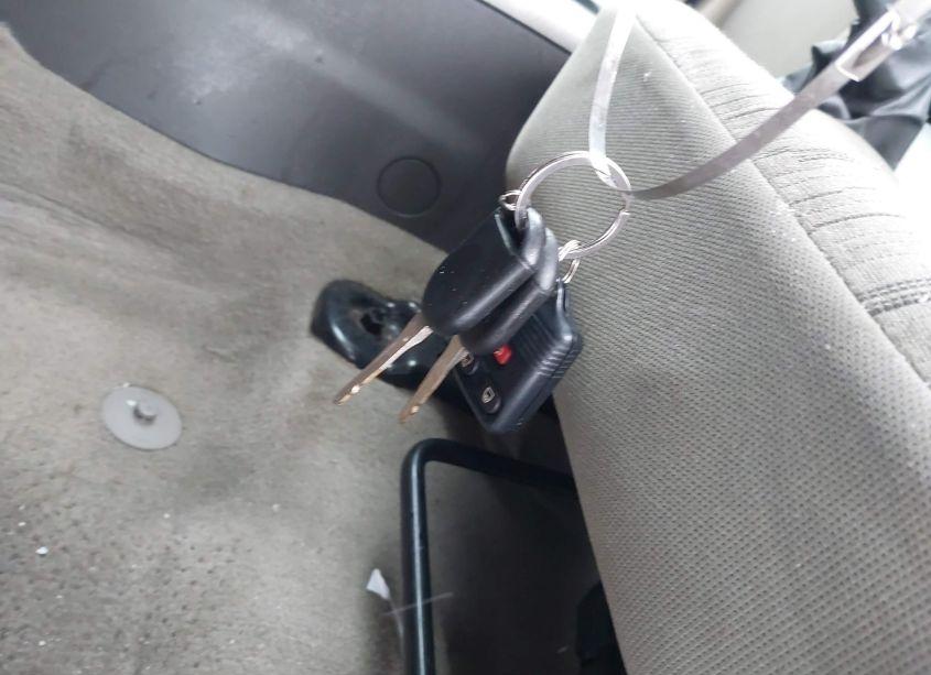 Photo 11 of 2010 Ford Focus SE (VIN 1FAHP3FN6AW213087)