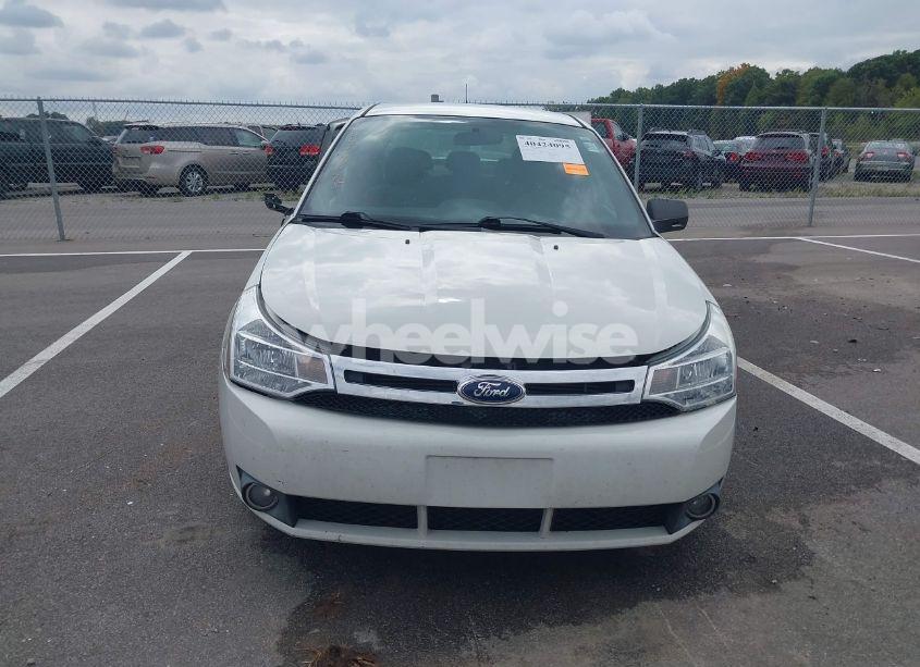 Photo 12 of 2010 Ford Focus SE (VIN 1FAHP3FN6AW219259)